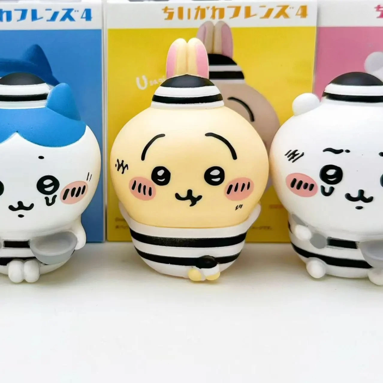 CKW JIYI Friends Series 4 Blin - Figure Display Box review and price